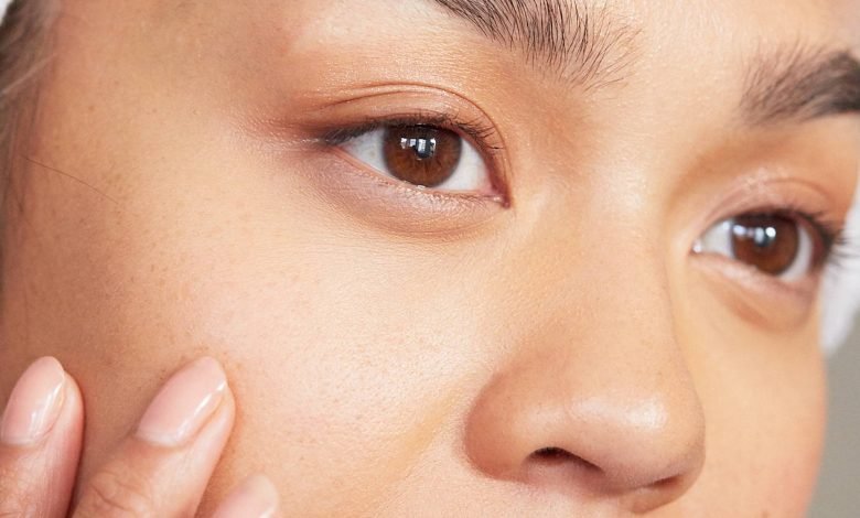 what-causes-clogged -and-how-to-get-rid-of-clogged-pores?