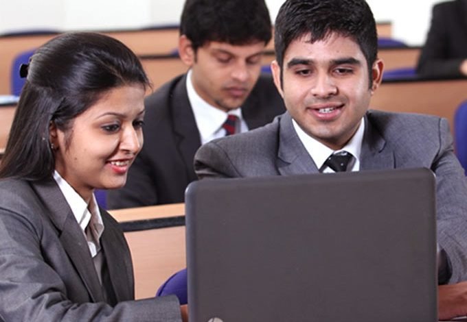 LLB colleges in Gwalior